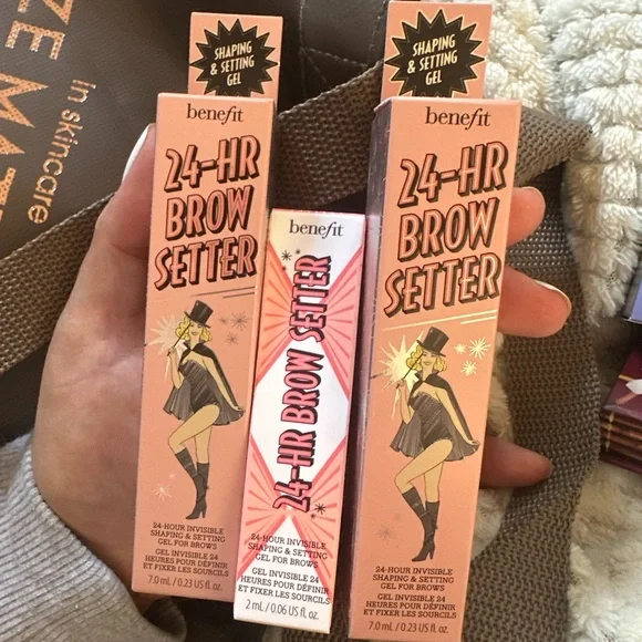 Benefit 24-HR Brow Setter Gel in Pink and White Packaging - Picture 1 of 1